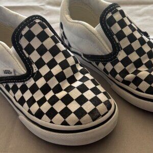 Vans Slip-On Checkerboard Skate Shoes – Toddler – Black & White – Size 8